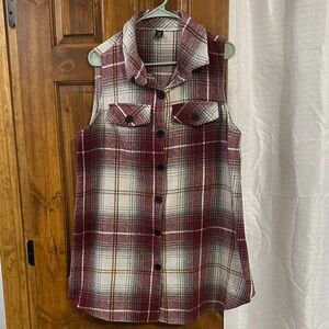 SHEIN Red Plaid Sleeveless Button-Down Shirt